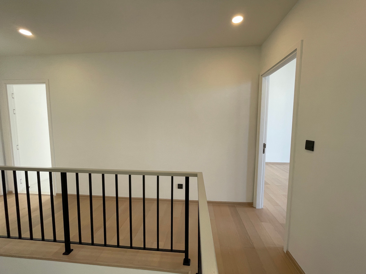 For SaleLadprao, Central Ladprao : [For Sale] Luxurious 3.5-story semi-detached house, Novel Residence Lat Phrao 18, usable area 417.4 sq m, like a single house in the heart of the city! Experience luxury living with the utmost privacy. In a potential location “Lat Phrao-Ratchada&