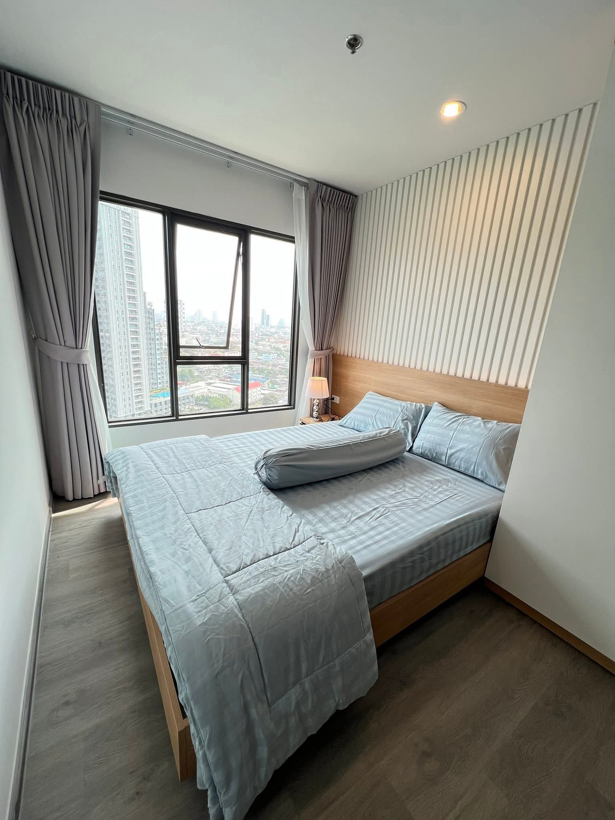 For RentCondoThaphra, Talat Phlu, Wutthakat : Condo for rent Regent Home Wutthakat (BTS Wutthakat 200 meters)