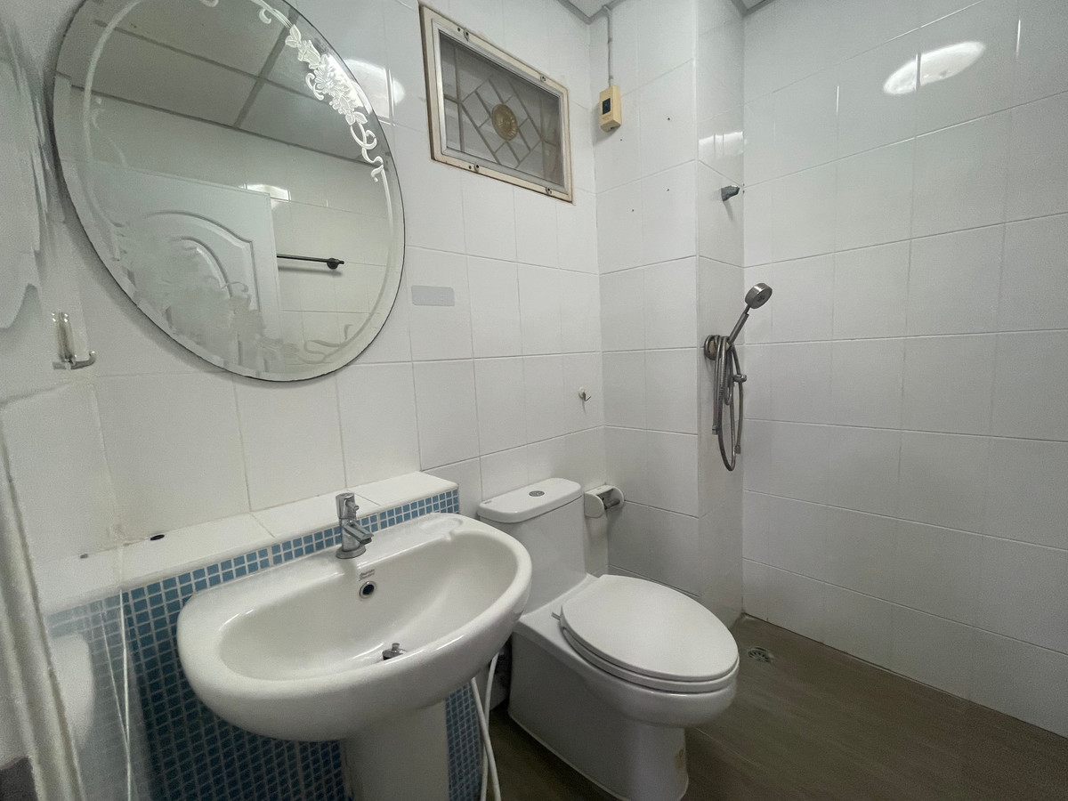 ขายทาวน์โฮมบางนา แบริ่ง ลาซาล : ขายทาวน์เฮ้าส์ นิรันดร์วิลล์ ศรีนครินทร์ (ซอยศรีด่าน 22)