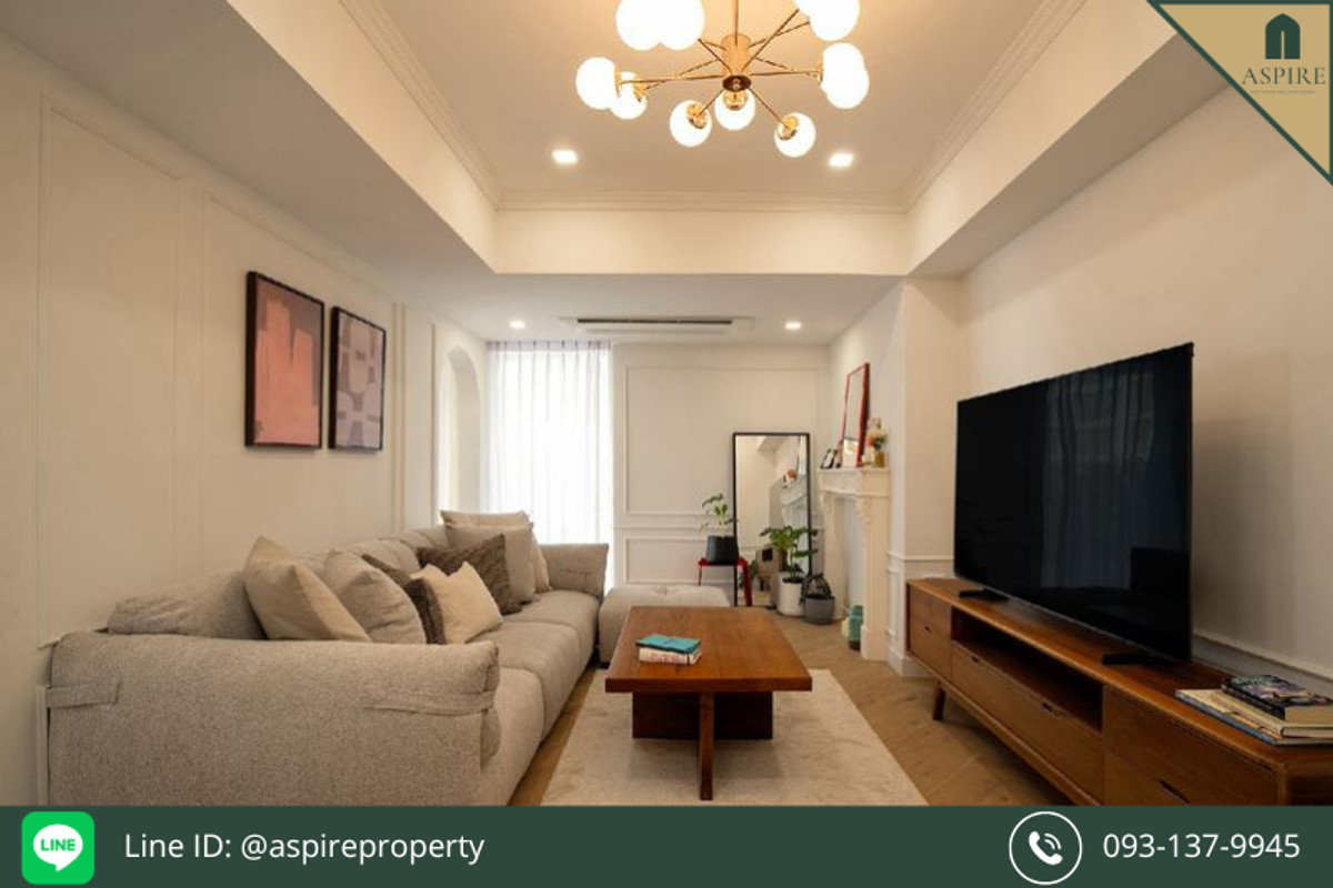 For SaleCondoSukhumvit, Asoke, Thonglor : [For Sale] Supalai Place Sukhumvit 39, Newly Renovated Unit, Duplex