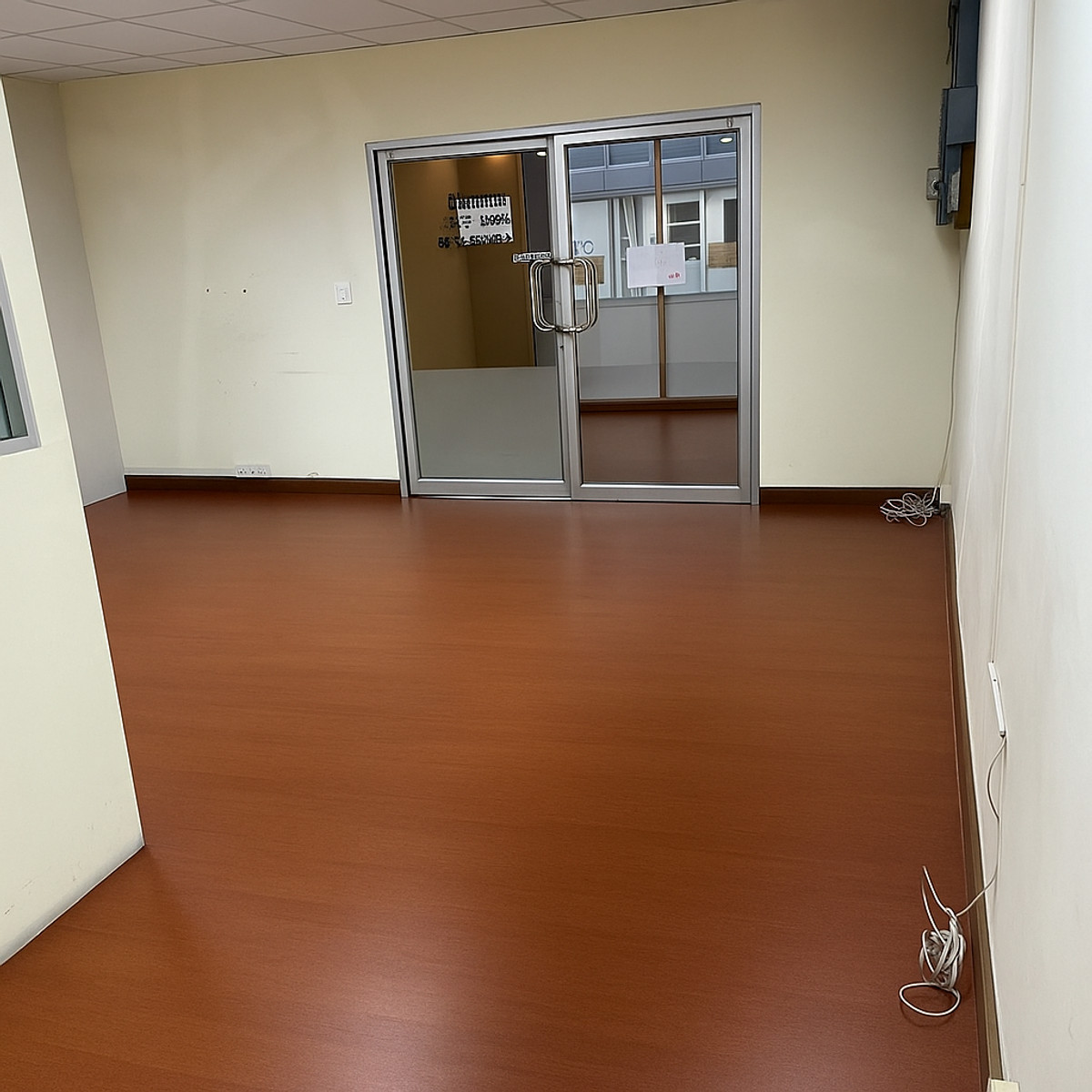 For RentOfficeSukhumvit, Asoke, Thonglor : Office space for rent near BTS nana