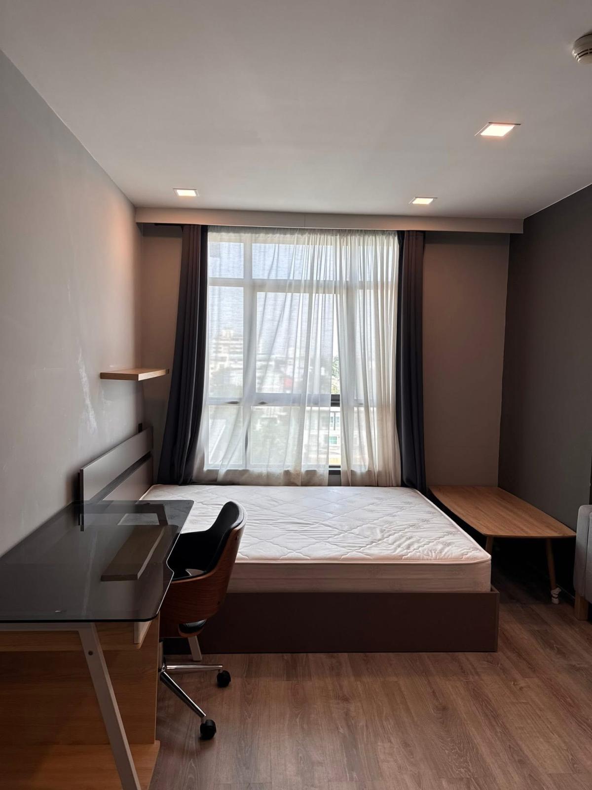 For RentCondoRatchadapisek, Huaikwang, Suttisan : Rent a condo at Maestro 19 Ratchada 19 – View in the heart of the city1 bedroom 17,000 Baht/month. Close to BTS/MRT Ratchada with complete facilities!