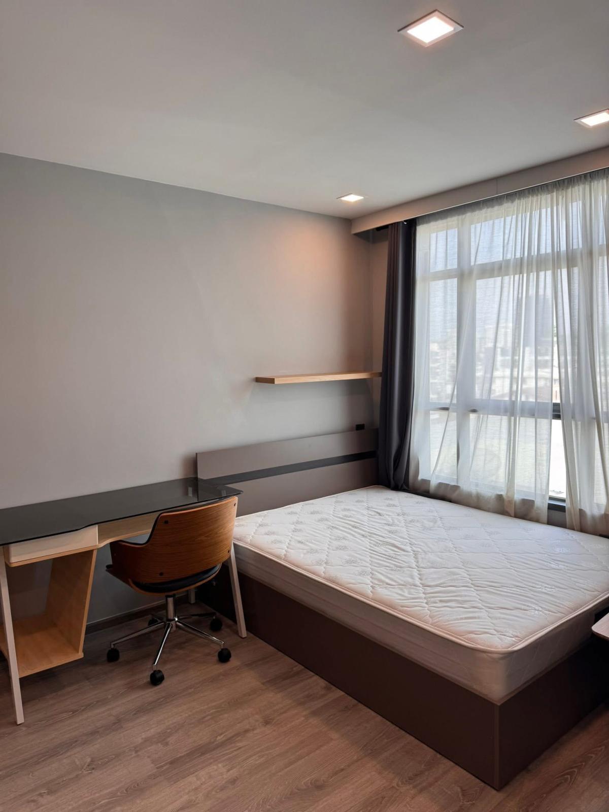 For RentCondoRatchadapisek, Huaikwang, Suttisan : Rent a condo at Maestro 19 Ratchada 19 – View in the heart of the city1 bedroom 17,000 Baht/month. Close to BTS/MRT Ratchada with complete facilities!