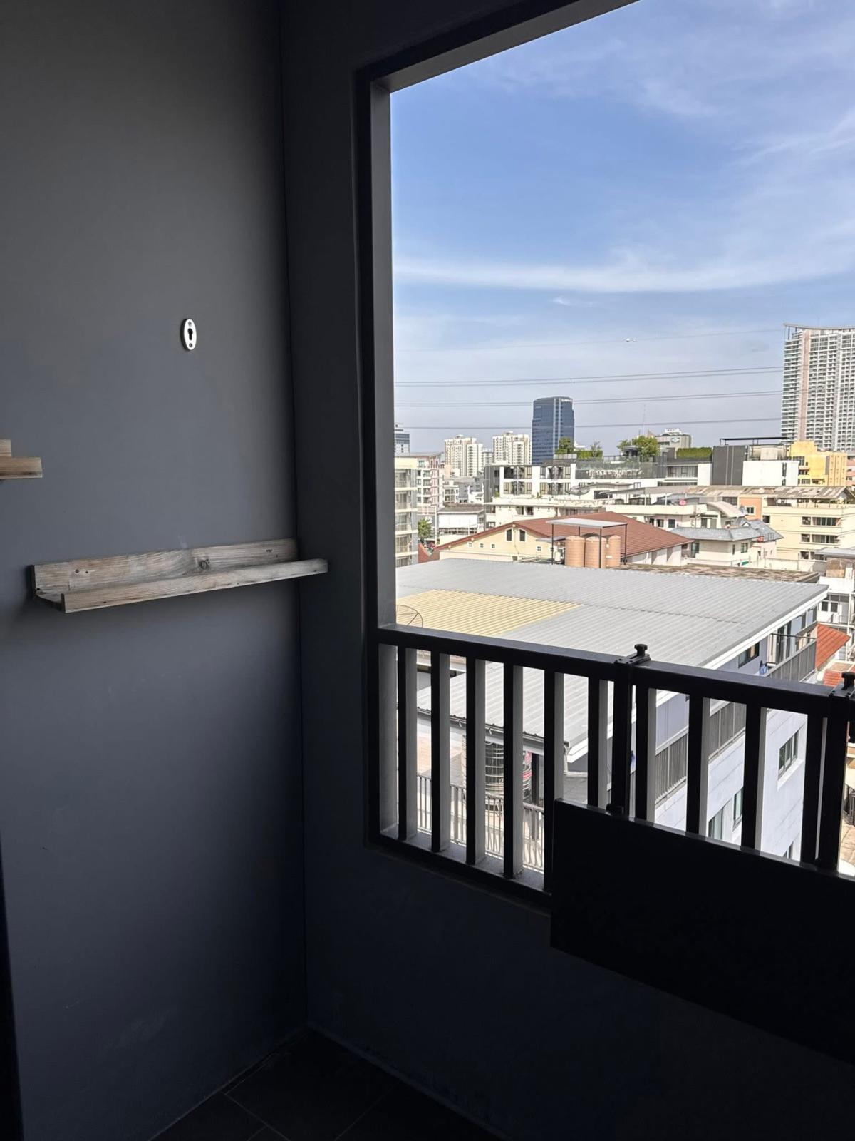 For RentCondoRatchadapisek, Huaikwang, Suttisan : Rent a condo at Maestro 19 Ratchada 19 – View in the heart of the city1 bedroom 17,000 Baht/month. Close to BTS/MRT Ratchada with complete facilities!