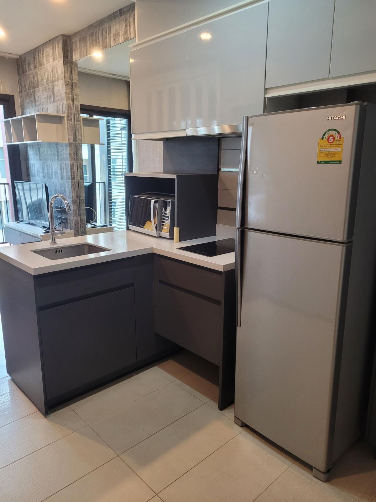 For RentCondoOnnut, Udomsuk : Rent a 1-bedroom condo at Wyne Sukhumvit near Phra Khanong BTSwith a swimming pool, fitness center for only 17,000 Baht/month!