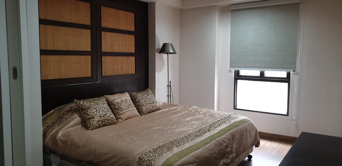 For RentCondoSilom, Saladaeng, Bangrak : 🏢 Rent a 3-bedroom condo at Silom City Resort near BTS Chong Nonsifor only 43,000 baht/month, with a swimming pool and fitness center!