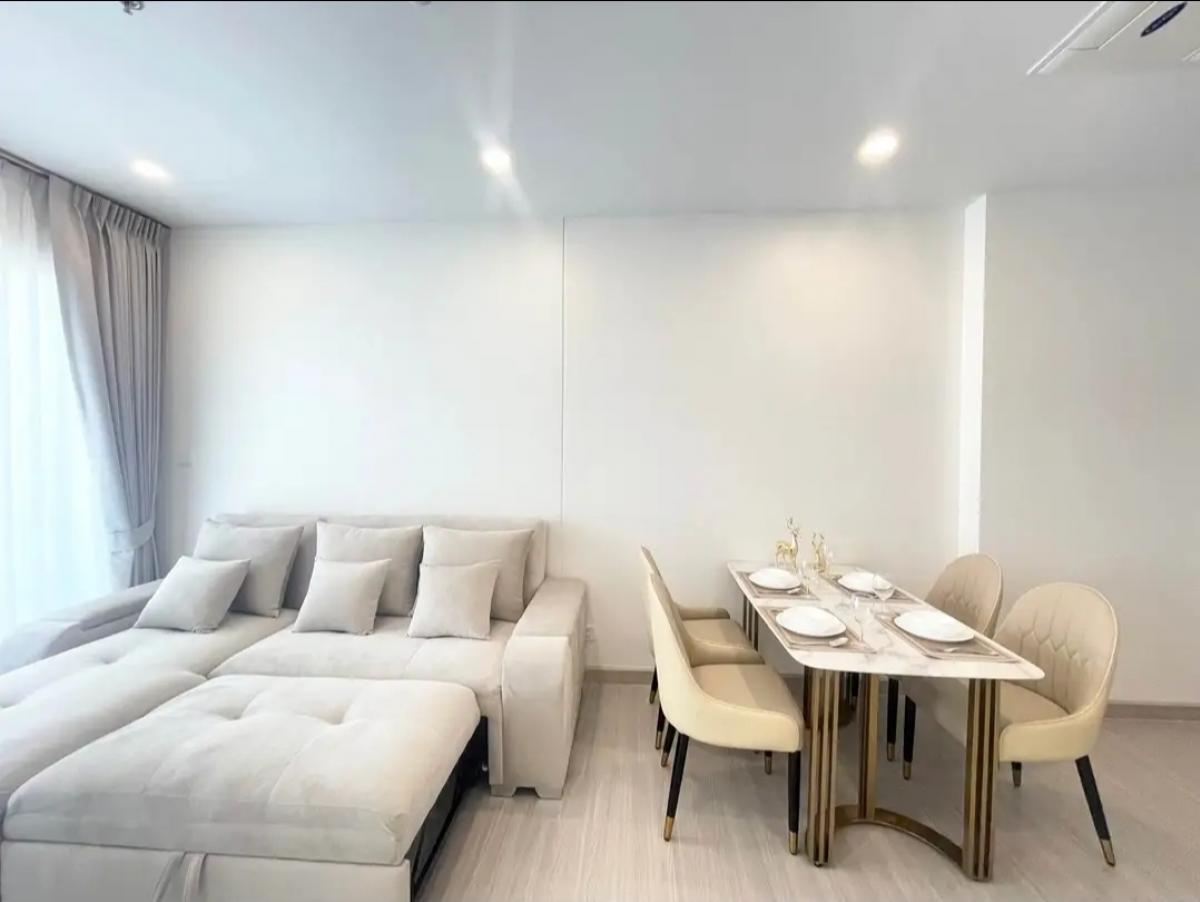 ขายคอนโดสยาม จุฬา สามย่าน : 28/01/2026, รวมค่าโอนวิวเมืองใจกลางสามย่าน! 1 ห้องนอน 55 ตร.ม. ราคา 7.79 ล้าน ใกล้ BTS/MRT สามย่าน เดินทางสะดวก พร้อมสิ่งอำนวยความสะดวกครบครัน!