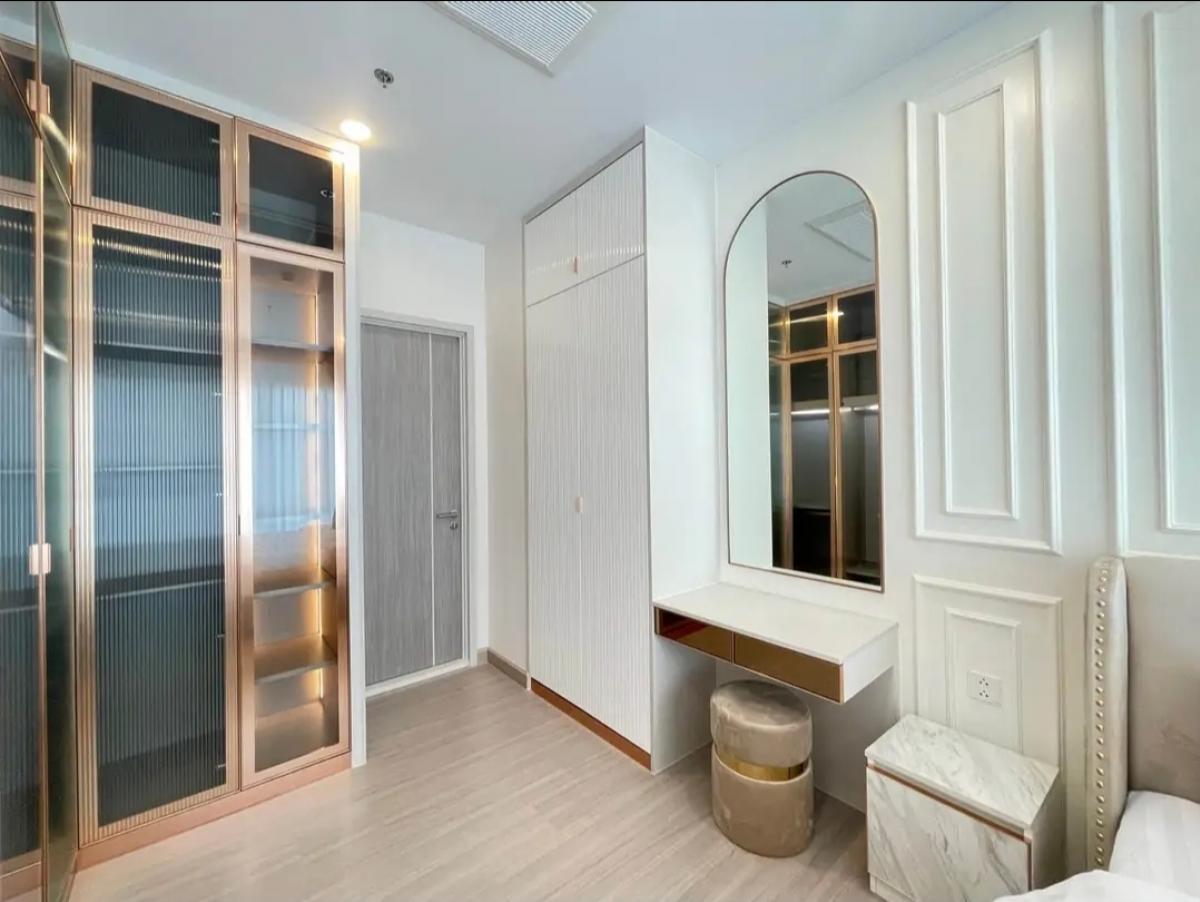 ขายคอนโดสยาม จุฬา สามย่าน : 28/01/2026, รวมค่าโอนวิวเมืองใจกลางสามย่าน! 1 ห้องนอน 55 ตร.ม. ราคา 7.79 ล้าน ใกล้ BTS/MRT สามย่าน เดินทางสะดวก พร้อมสิ่งอำนวยความสะดวกครบครัน!