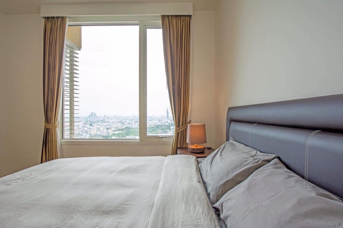 ให้เช่าคอนโดสาทร นราธิวาส : 28/01/2026, The Empire Place คอนโด 2 นอน ใจกลางสีลม เช่า 60,000 บาท ใกล้ BTS ชองนนทรี!