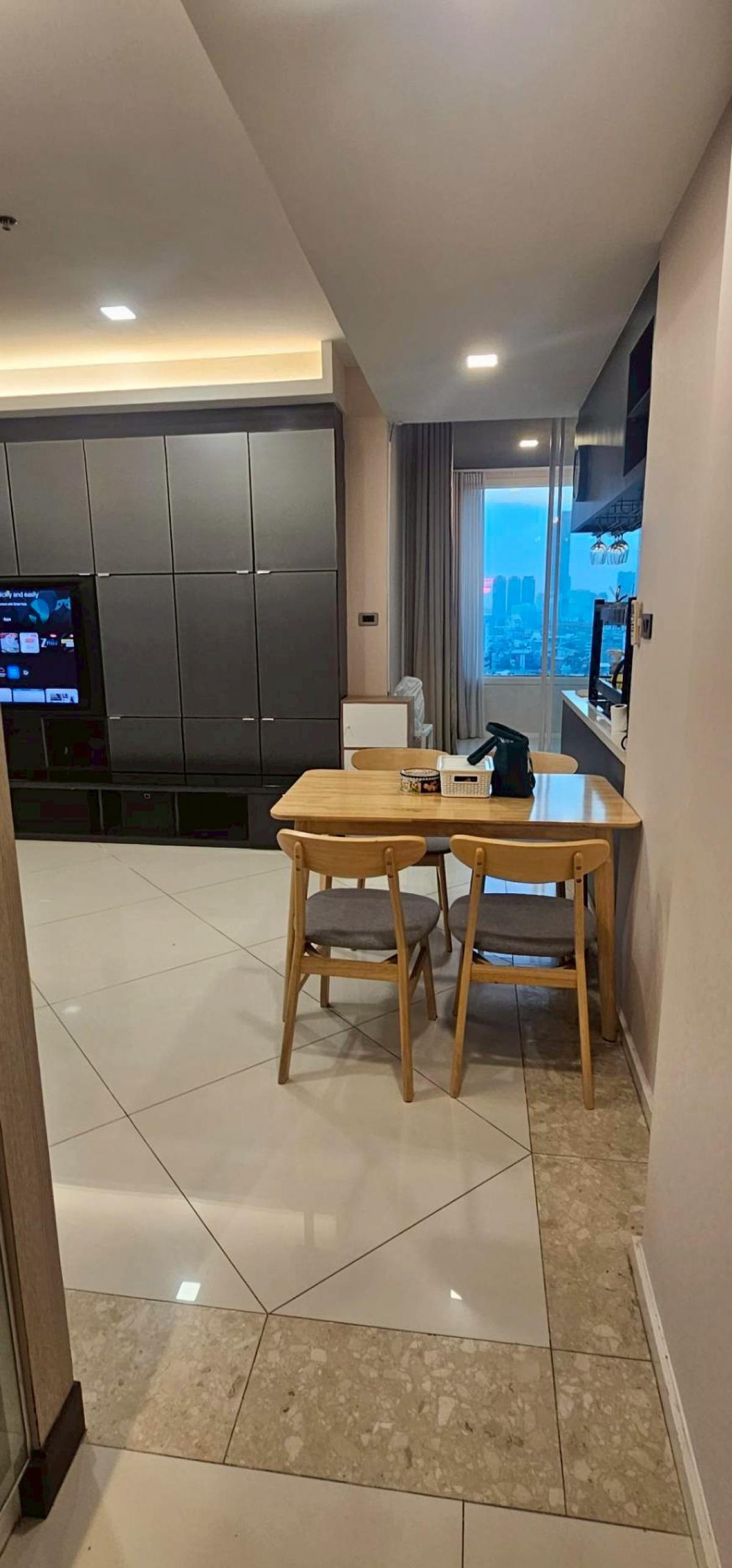 ให้เช่าคอนโดสาทร นราธิวาส : 28/01/2026, 2 Bedroom Condo Near BTS Chong Nonsi | The Empire Place 106 sqm Luxury Facilities & Prime Location - Rent 55,000 THB/Month!
