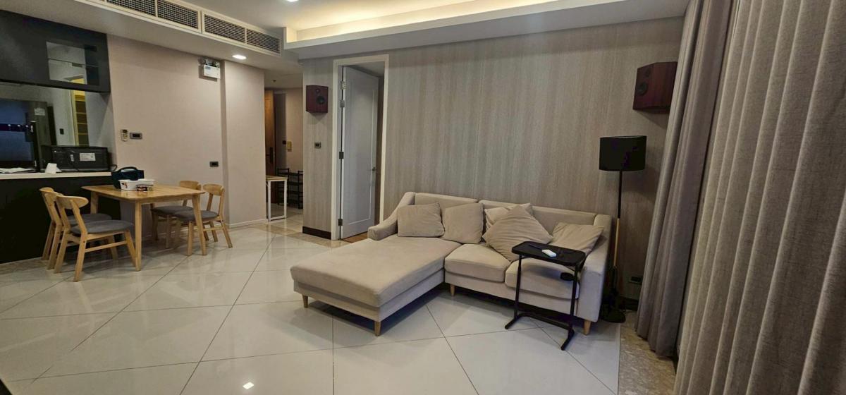 ให้เช่าคอนโดสาทร นราธิวาส : 28/01/2026, 2 Bedroom Condo Near BTS Chong Nonsi | The Empire Place 106 sqm Luxury Facilities & Prime Location - Rent 55,000 THB/Month!
