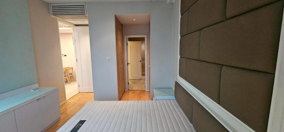 ให้เช่าคอนโดสาทร นราธิวาส : 28/01/2026, 2 Bedroom Condo Near BTS Chong Nonsi | The Empire Place 106 sqm Luxury Facilities & Prime Location - Rent 55,000 THB/Month!