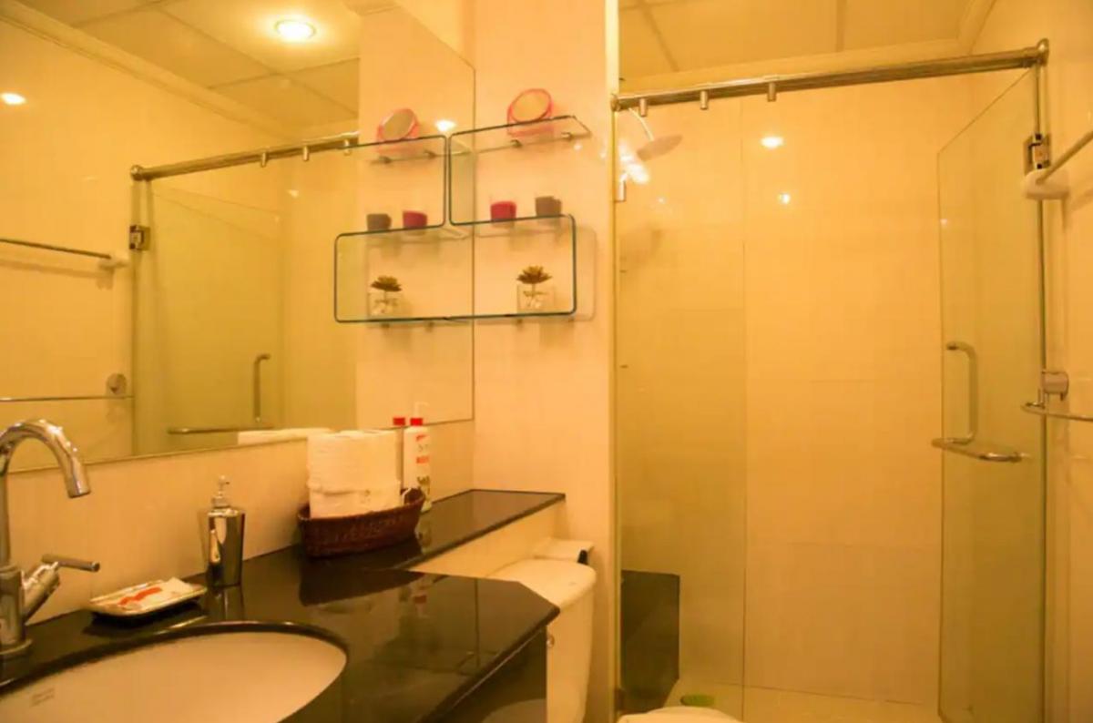 ให้เช่าคอนโดสุขุมวิท อโศก ทองหล่อ : 28/01/2026, เช่าคอนโด Supalai Premier Place Asoke 1 ห้องนอน 56 ตรม. ใจกลางอโศก ราคาเพียง 26,000 บาท/เดือน พร้อมสิ่งอำนวยความสะดวกครบครัน!