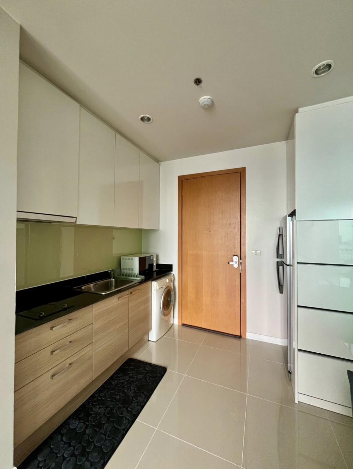 ให้เช่าคอนโดพระราม 9 เพชรบุรีตัดใหม่ RCA : 28/01/2026, เช่าคอนโด Circle Condominium 1 ห้องนอน 40 ตร.ม. ใกล้ BTS/MRT เพชรบุรี เพียง 25,000 บาท/เดือน!