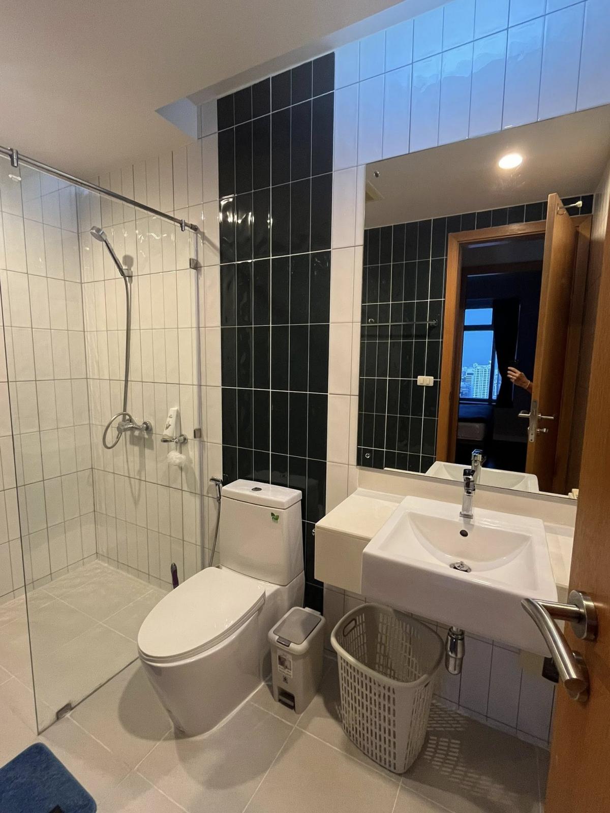 ให้เช่าคอนโดพระราม 9 เพชรบุรีตัดใหม่ RCA : 28/01/2026, เช่าคอนโด Circle Condominium 1 ห้องนอน 40 ตร.ม. ใกล้ BTS/MRT เพชรบุรี เพียง 25,000 บาท/เดือน!