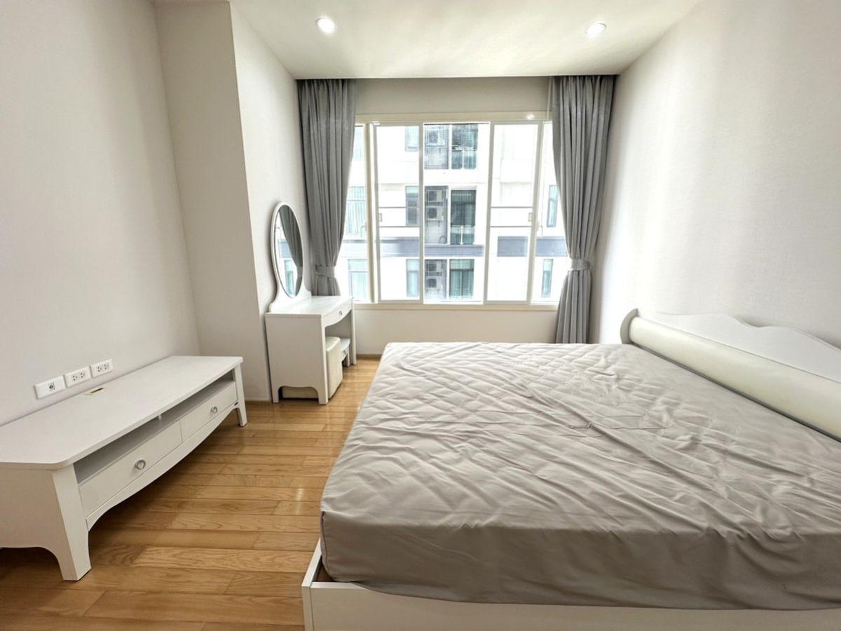 ขายคอนโดสุขุมวิท อโศก ทองหล่อ : 03/04/2026, รวมค่าโอนคอนโด 1 ห้องนอน โครงการ 39 by Sansiri ใจกลางพร้อมพงษ์ 
ราคา 7.99 ลบ. ใกล้ BTS เดินทางสะดวก พร้อมสิ่งอำนวยความสะดวกครบครัน! 0642748883