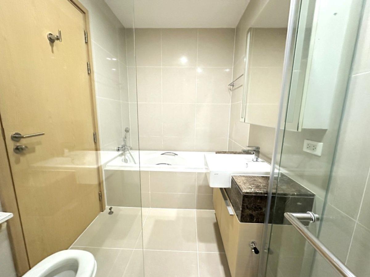 ขายคอนโดสุขุมวิท อโศก ทองหล่อ : 03/04/2026, รวมค่าโอนคอนโด 1 ห้องนอน โครงการ 39 by Sansiri ใจกลางพร้อมพงษ์ 
ราคา 7.99 ลบ. ใกล้ BTS เดินทางสะดวก พร้อมสิ่งอำนวยความสะดวกครบครัน! 0642748883