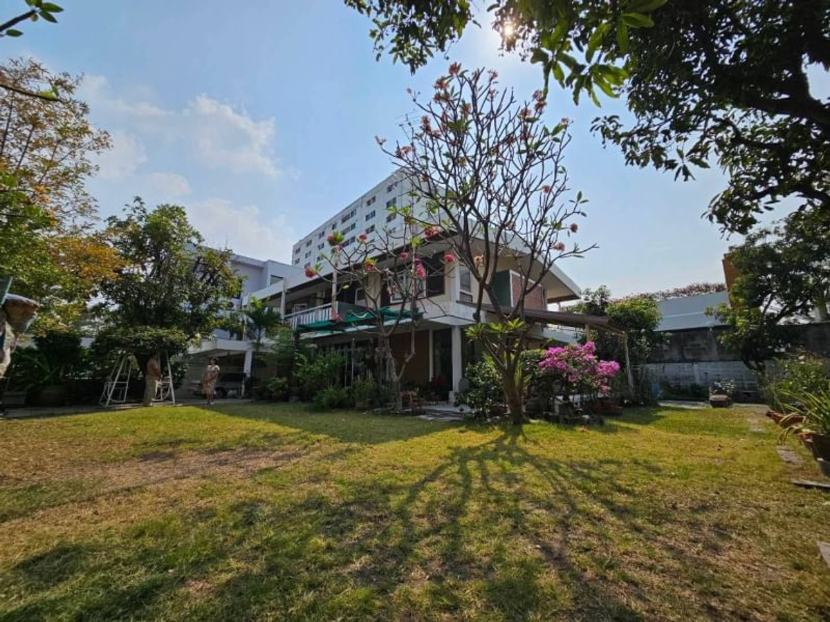 For SaleHouseNonthaburi, Bang Yai, Bangbuathong : 2-story detached house for sale, near The Mall Ngamwongwan, area 168 square meters, 5 bedrooms, 3 bathrooms, Bang Khen Subdistrict, Mueang Nonthaburi District. Nonthaburi Province