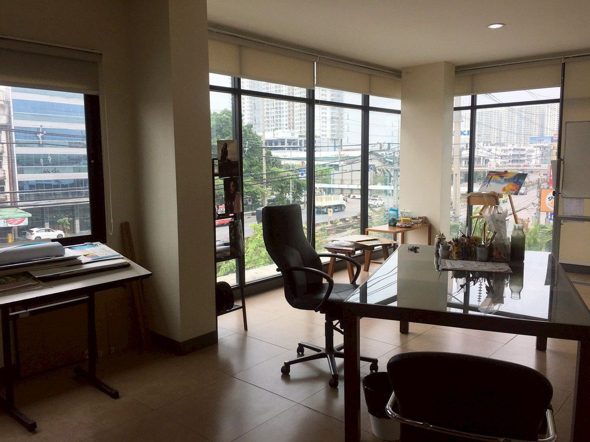 For RentOfficeRama3 (Riverside),Satupadit : Only 315 Baht/Sq.m. On Rama 3 Road!! 443.4 Sq.m Commercial Space For Rent next to Huapla Chongnonsea near BRT Nararam 3