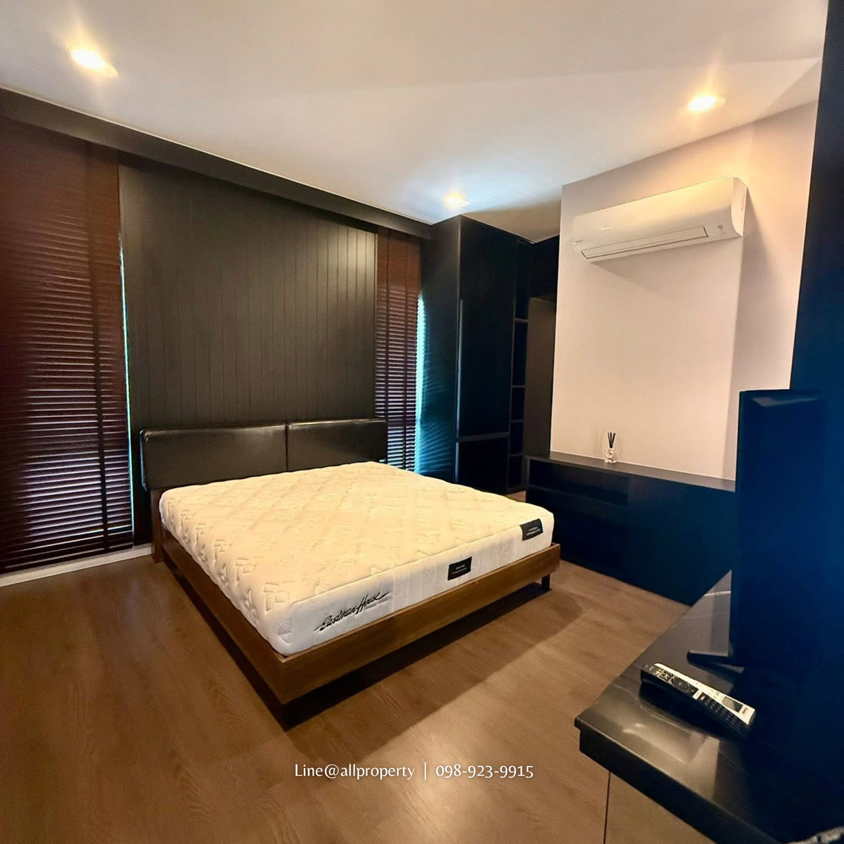 For RentHousePattanakan, Srinakarin : Luxury furnished 4-bedroom home for rent near top international schools
