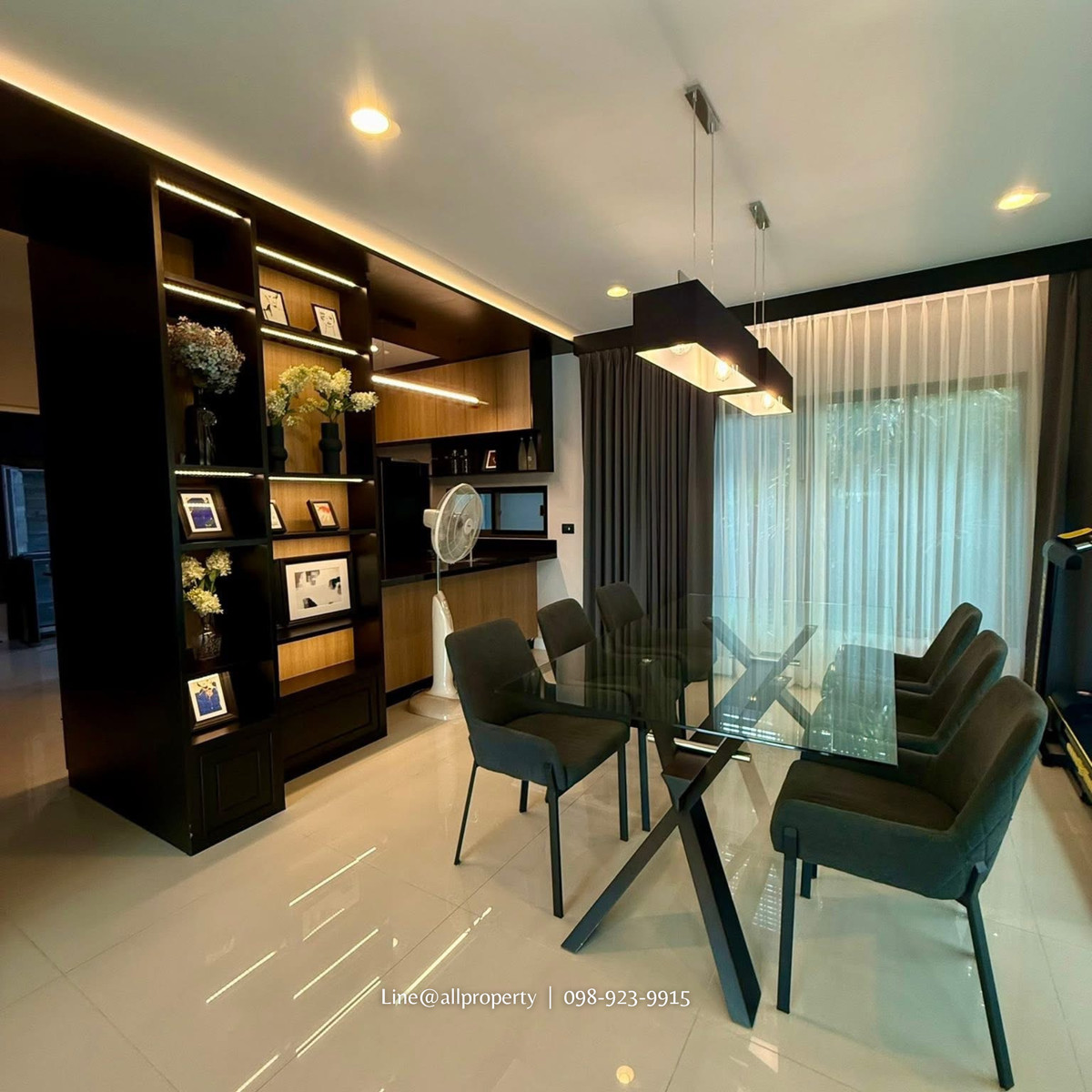 For RentHousePattanakan, Srinakarin : Luxury furnished 4-bedroom home for rent near top international schools