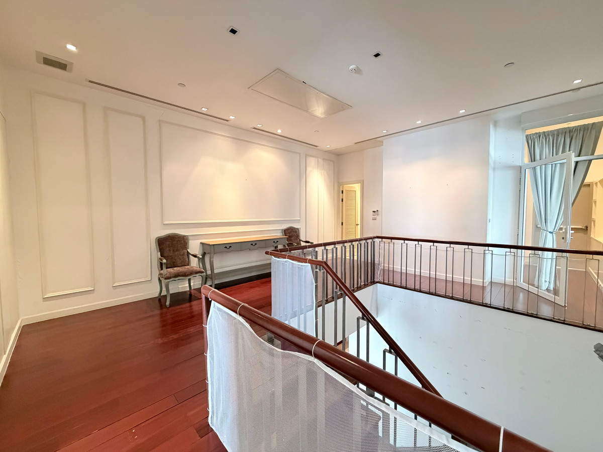 คอนโดสุขุมวิท อโศก ทองหล่อ : Le Raffine 39 Luxury Duplex Condo for Sale & Rent Available NOW!