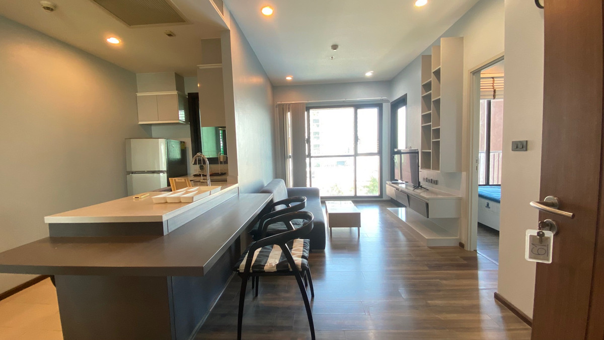 For RentCondoOnnut, Udomsuk : Low floor 1 bed 1 bath 45 sqm condo at Wyne for rent 22,000THB per month, Sukhumvit soi 48, Phra Khanong BTS station.