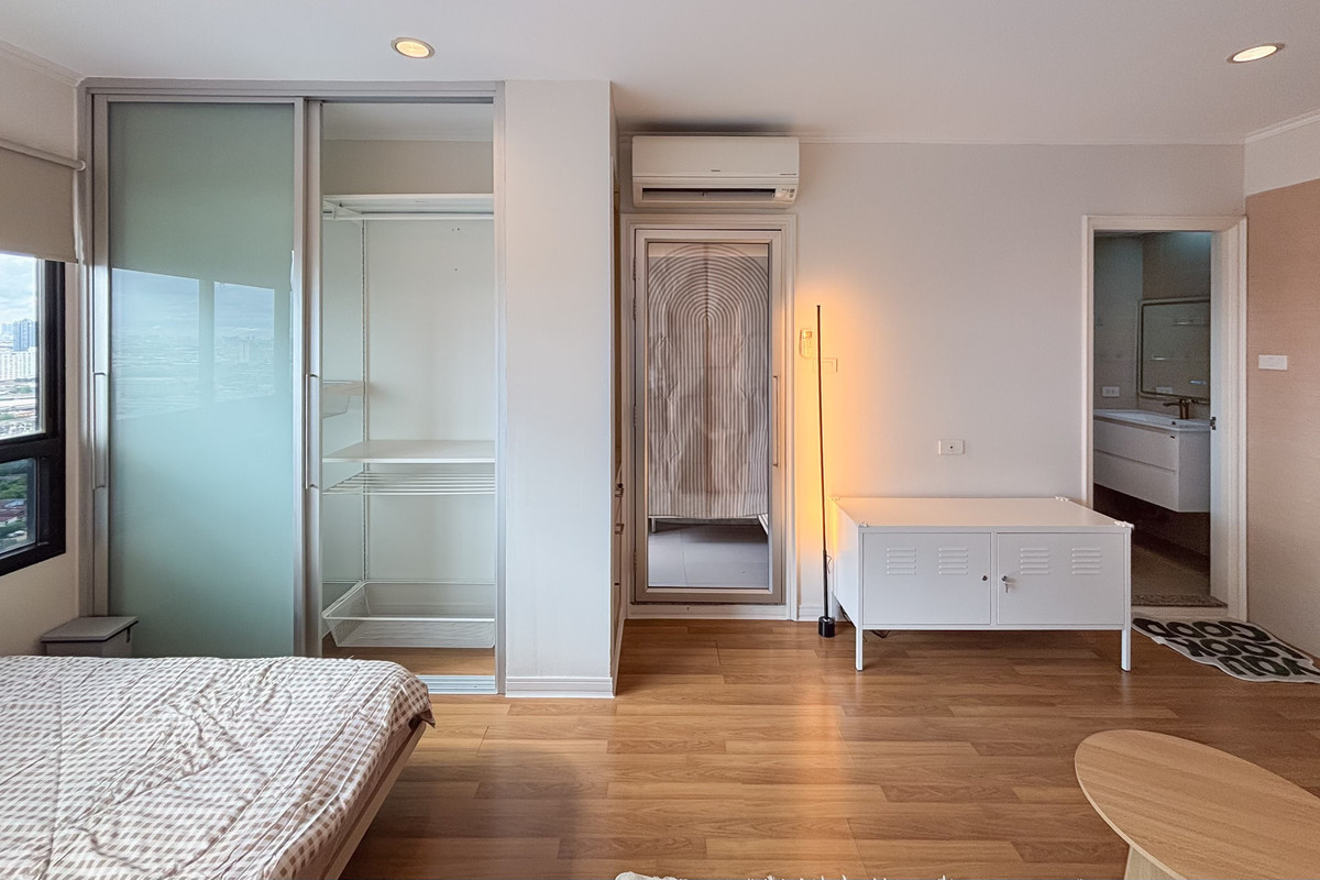 For SaleCondoSapankwai,Jatujak : Beautiful room, high floor Fully furnished, very good price!!⭐Lumpini Place Phahol - Sapankhwai (Lumpini Place Phahon - Saphan Khwai)