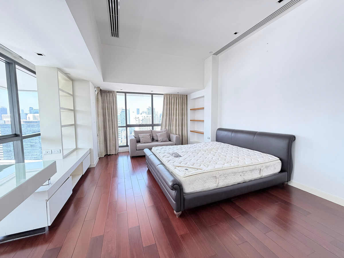 คอนโดสุขุมวิท อโศก ทองหล่อ : Le Raffine 39 Luxury Duplex Condo for Sale & Rent Available NOW!