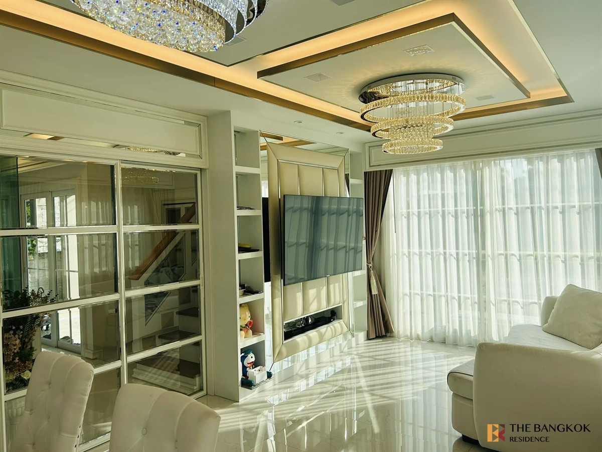 For RentThaphra, Talat Phlu, Wutthakat :  Golden Neo Sathorn 🏠 Modern Twin House Near Sathorn & ICONSIAM 🌟 