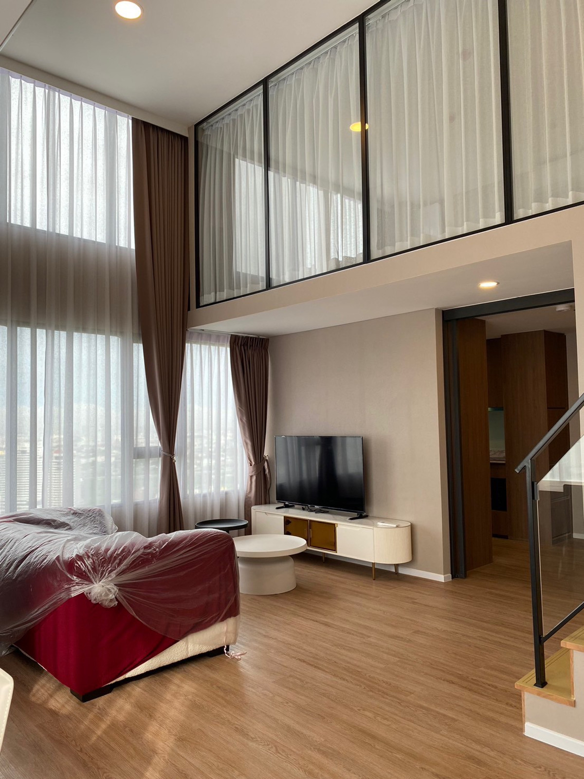 ให้เช่าคอนโดพระราม 9 เพชรบุรีตัดใหม่ RCA : For rent!  Siamese Rama 9 ติดต่อ 086-4455124