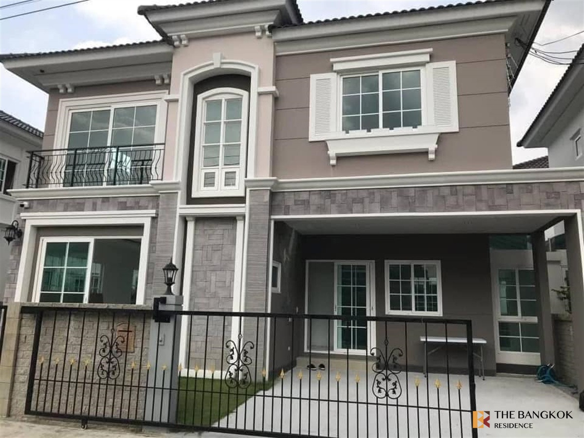 For RentThaphra, Talat Phlu, Wutthakat :  Golden Neo Sathorn 🏠 Modern Twin House Near Sathorn & ICONSIAM 🌟 