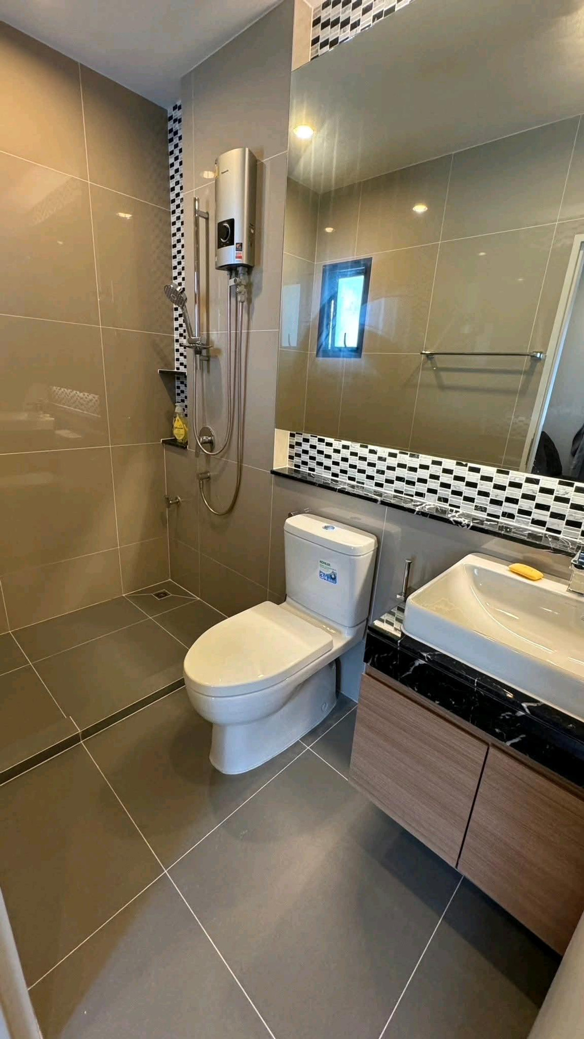 For RentHousePattanakan, Srinakarin : ✨ House next to the garden, next to the clubhouse | Pets allowed | Accepts Chinese and foreigners.