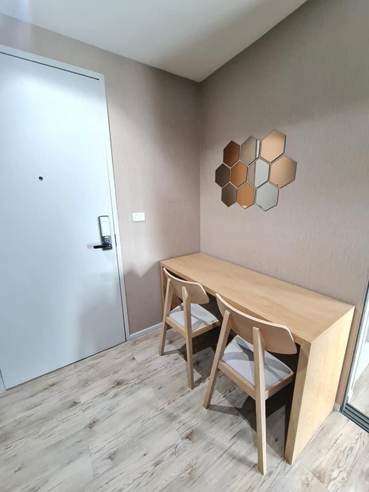 For RentCondoBangna, Bearing, Lasalle : Condo for Rent: The Aspen Lasalle Near BTS Bearing