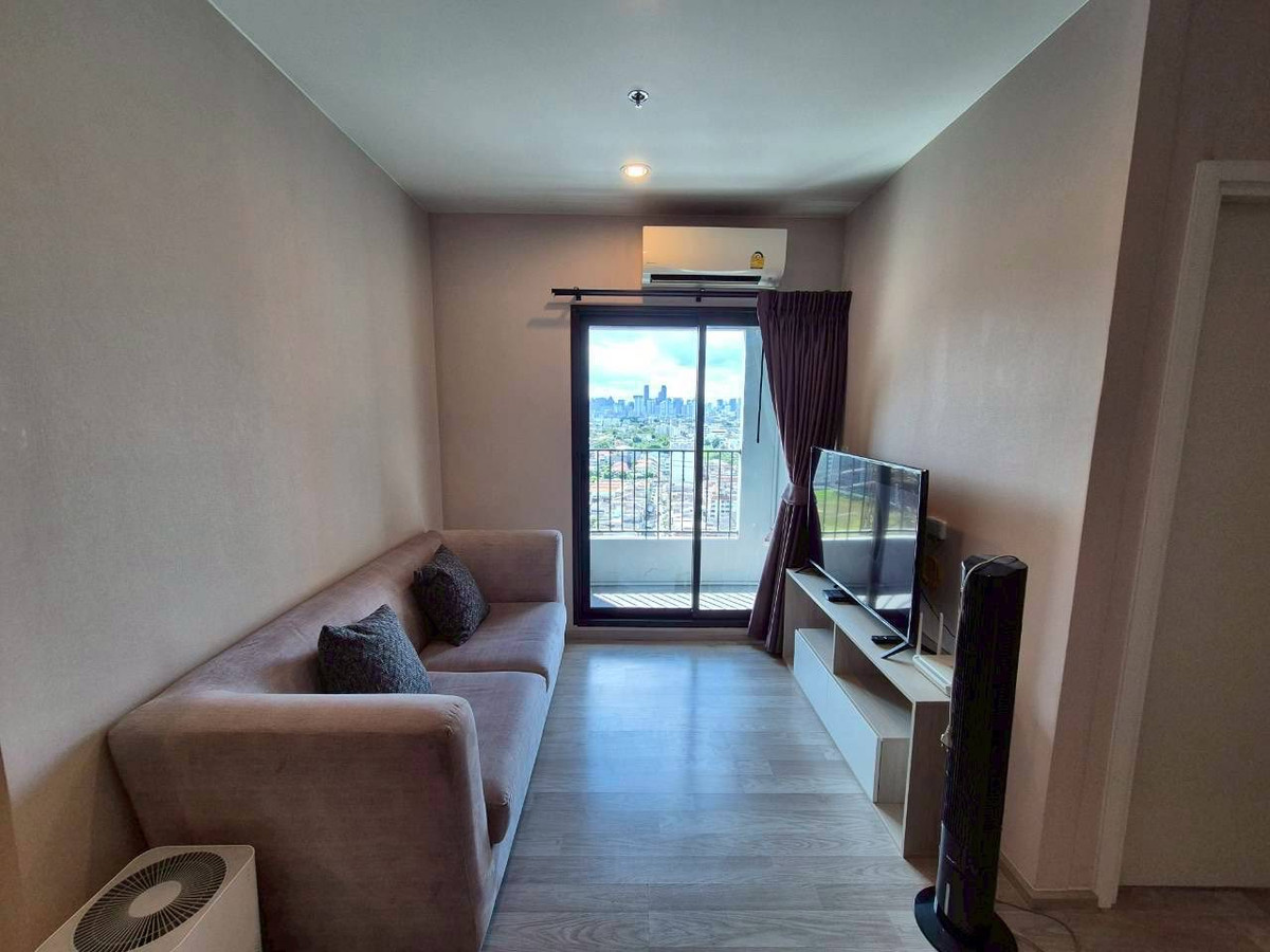 For SaleCondoRama9, Petchburi, RCA : Urgent Sale 📍 The Privacy Rama 9 📍 Fully furnished and equipped with appliances. Near Airport Link Ramkhamhaeng.