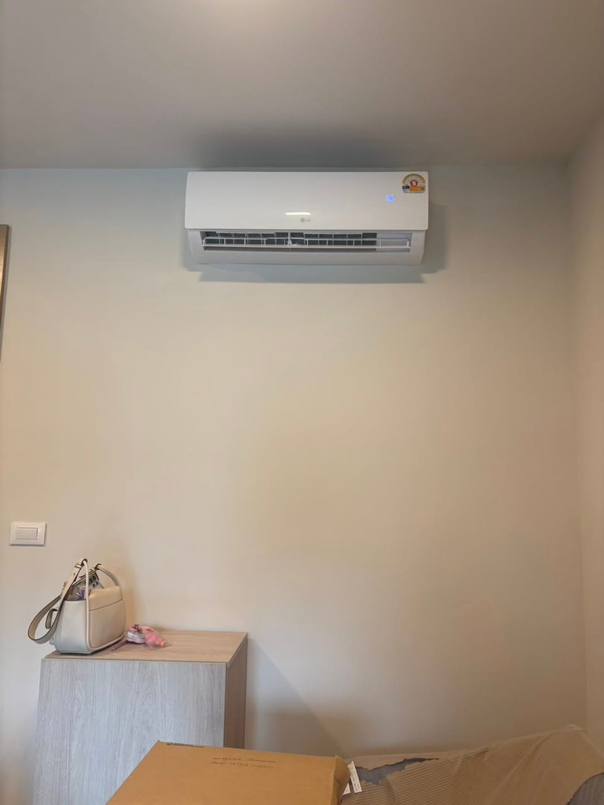 For RentCondoRamkhamhaeng, Hua Mak : For Rent 🔥 dcondo Calm Ramkhamhaeng 40 🔥 Fully furnished and equipped with appliances. Near MRT Orange Line.