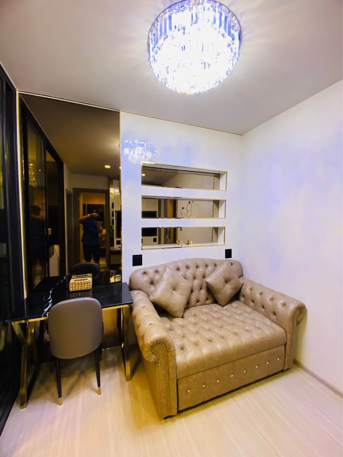 For RentCondoRama9, Petchburi, RCA : For rent Life Asoke Rama 9