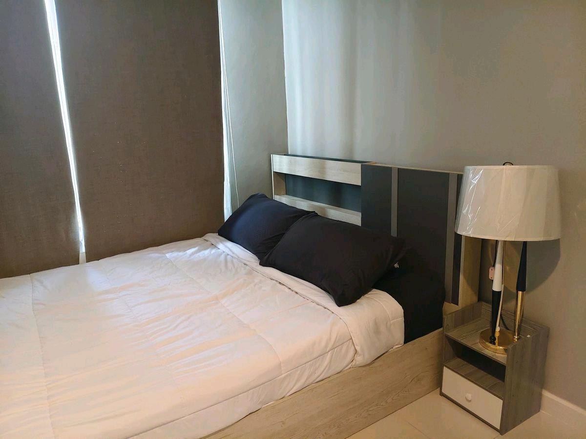 For RentHouseVipawadee, Don Mueang, Lak Si : 🍃✨ The house is at the beginning of the project. Near the entrance-exit, convenient travel, community location