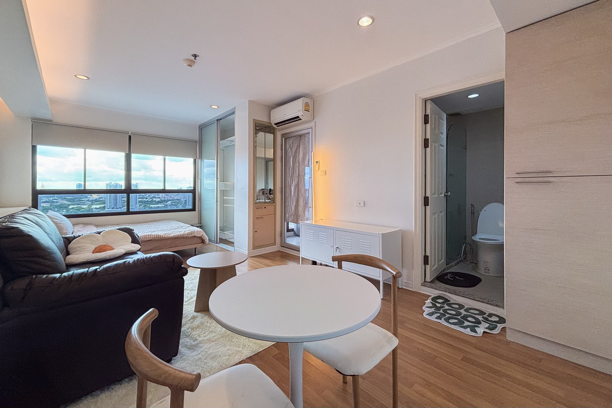 For SaleCondoSapankwai,Jatujak : Beautiful room, high floor Fully furnished, very good price!!⭐Lumpini Place Phahol - Sapankhwai (Lumpini Place Phahon - Saphan Khwai)