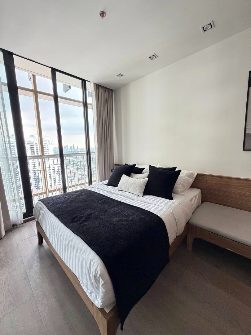 For RentCondoSukhumvit, Asoke, Thonglor : 🔥Rent Now🔥 Park Origin Phrom Phong, near BTS Phrom Phong Station. Fully furnished and ready to move in.