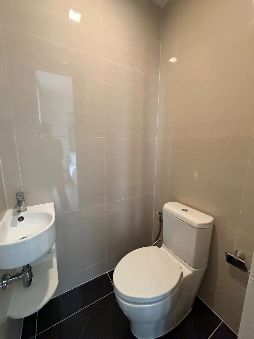 ให้เช่าคอนโดสุขุมวิท อโศก ทองหล่อ : 🔥เช่าด่วน🔥พาร์ค ออริจิ้น พร้อมพงษ์ ใกล้สถานีรถไฟฟ้า BTS พร้อมพงษ์ เฟอร์นิเจอร์ครบ พร้อมเข้าอยู่