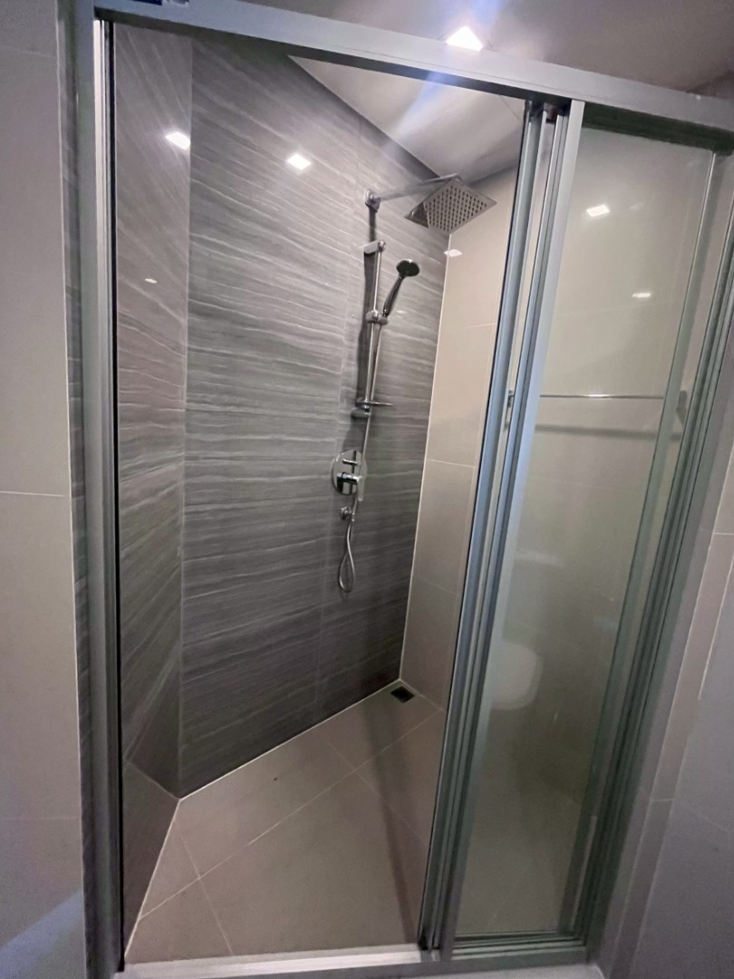 For RentCondoSriracha Laem Chabang Ban Bueng : 🔥Rent Now🔥 Knightsbridge The Ocean Sriracha, located on Sukhumvit Road, fully furnished and ready to move in.