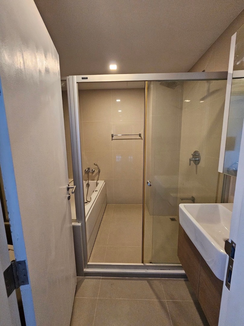 For RentCondoSriracha Laem Chabang Ban Bueng : 🔥Rent Now🔥 Knightsbridge The Ocean Sriracha, located on Sukhumvit Road, fully furnished and ready to move in.