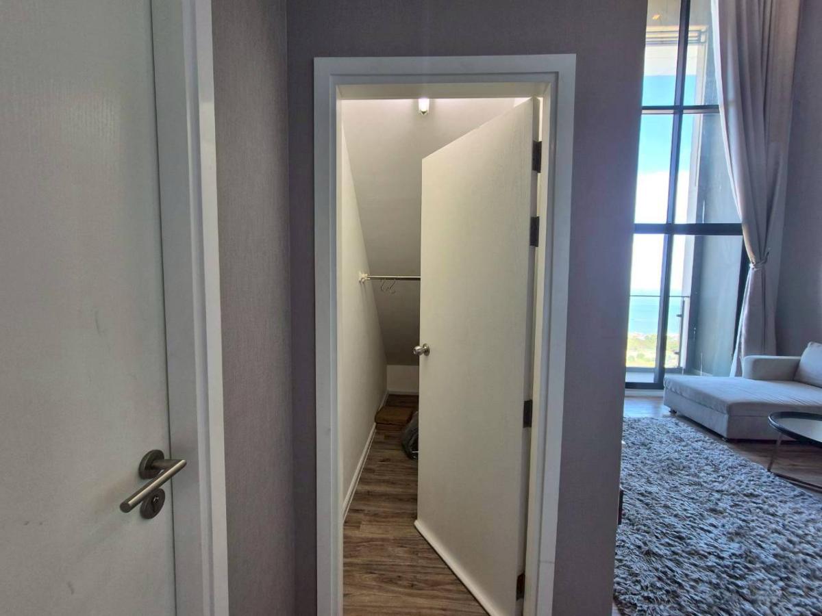 For RentCondoSriracha Laem Chabang Ban Bueng : 🔥Rent Now🔥 Notting Hill Laem Chabang-Sriracha, near Kasetsart University Sriracha Campus. Fully furnished and ready to move in.