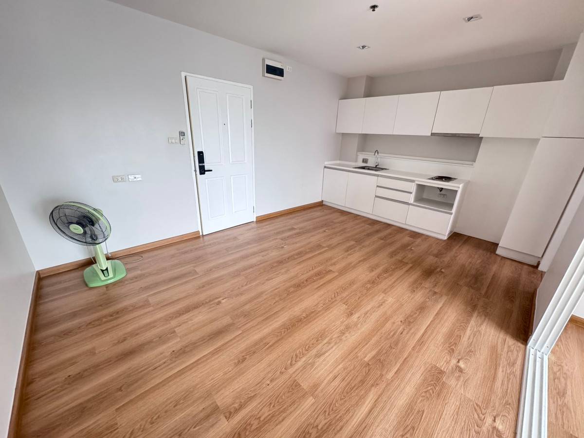 ขายคอนโดลาดพร้าว เซ็นทรัลลาดพร้าว : ขายด่วน ห้องสวย รีโนเวทใหม่ทั้งห้อง ฝั่งไทยรัฐ วิวโล่ง พร้อมขาย สอบถามได้ครับ