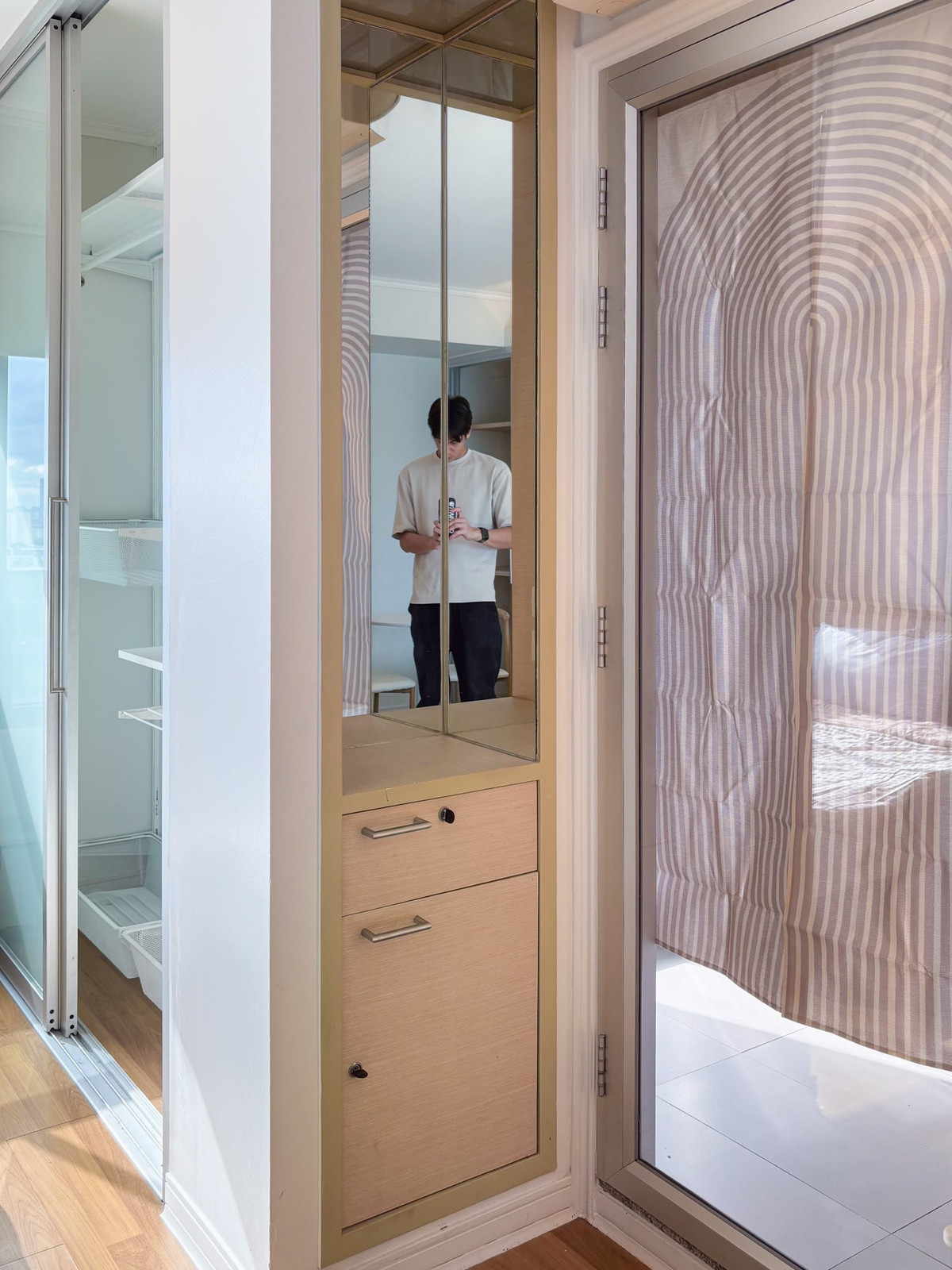 For SaleCondoSapankwai,Jatujak : Beautiful room, high floor Fully furnished, very good price!!⭐Lumpini Place Phahol - Sapankhwai (Lumpini Place Phahon - Saphan Khwai)