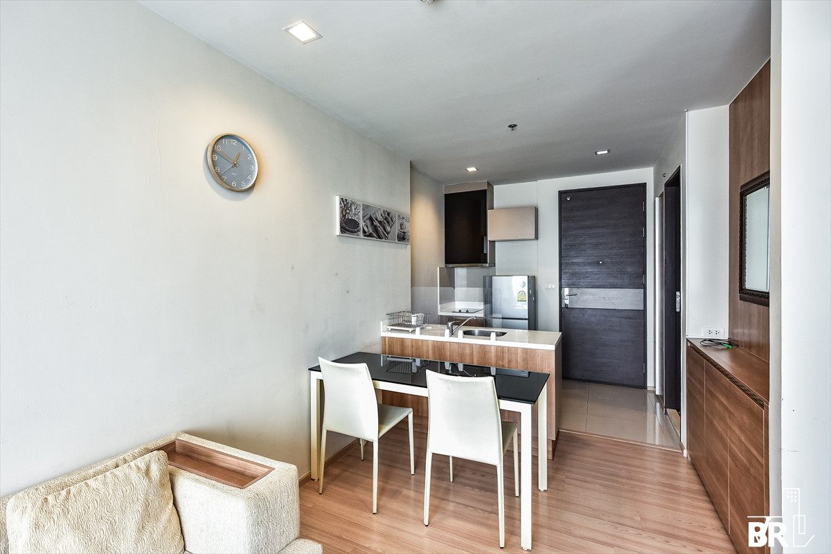 ให้เช่าคอนโดสาทร นราธิวาส : Rent!!!! 🔥🔥RHYTHM Sathorn🔥🔥 26k By AG Ball