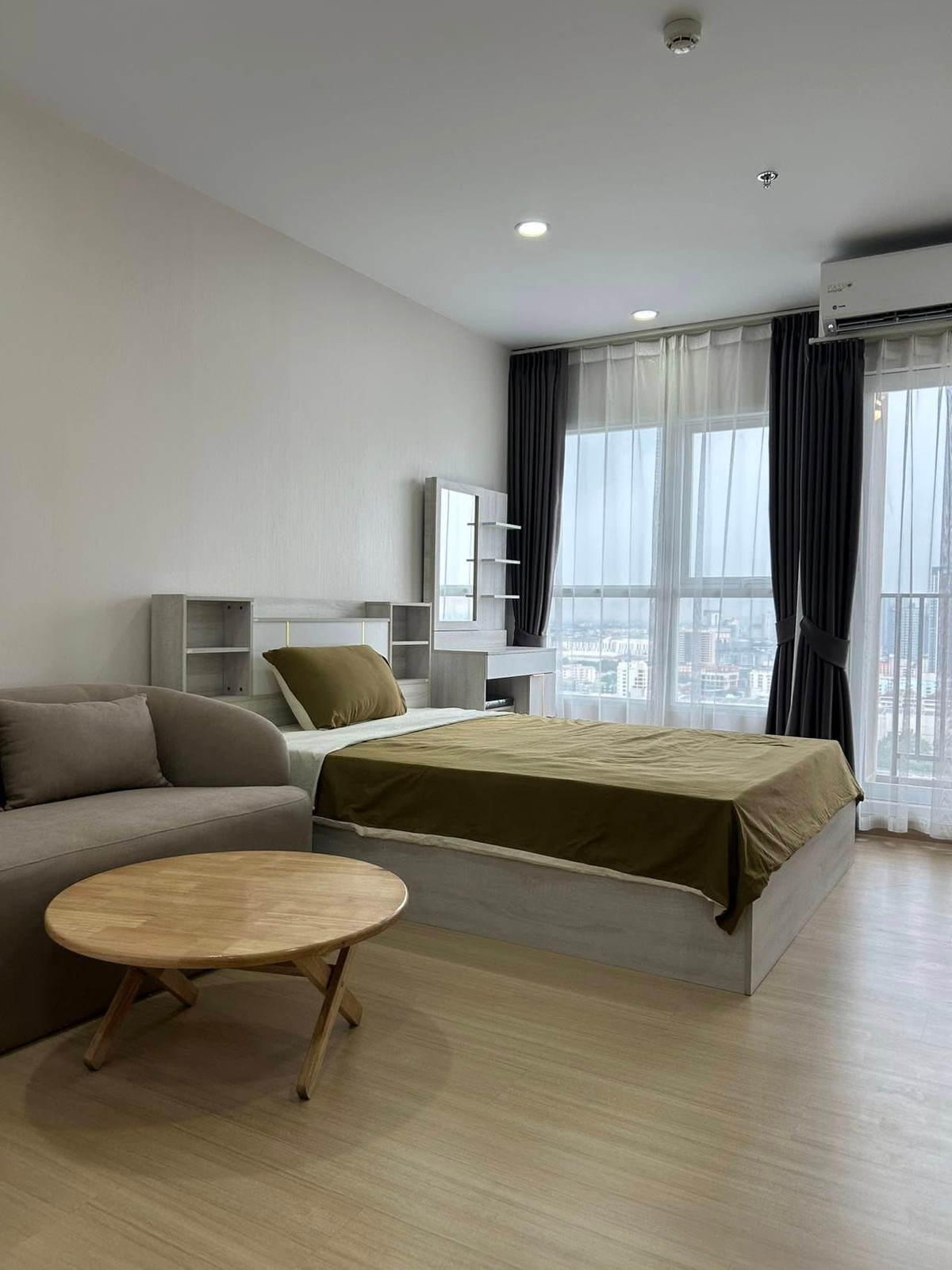 For RentCondoRamkhamhaeng, Hua Mak : For Rent 🔥 Supalai Veranda Ramkhamhaeng 🔥 Fully furnished with appliances. Near MRT Orange Line.