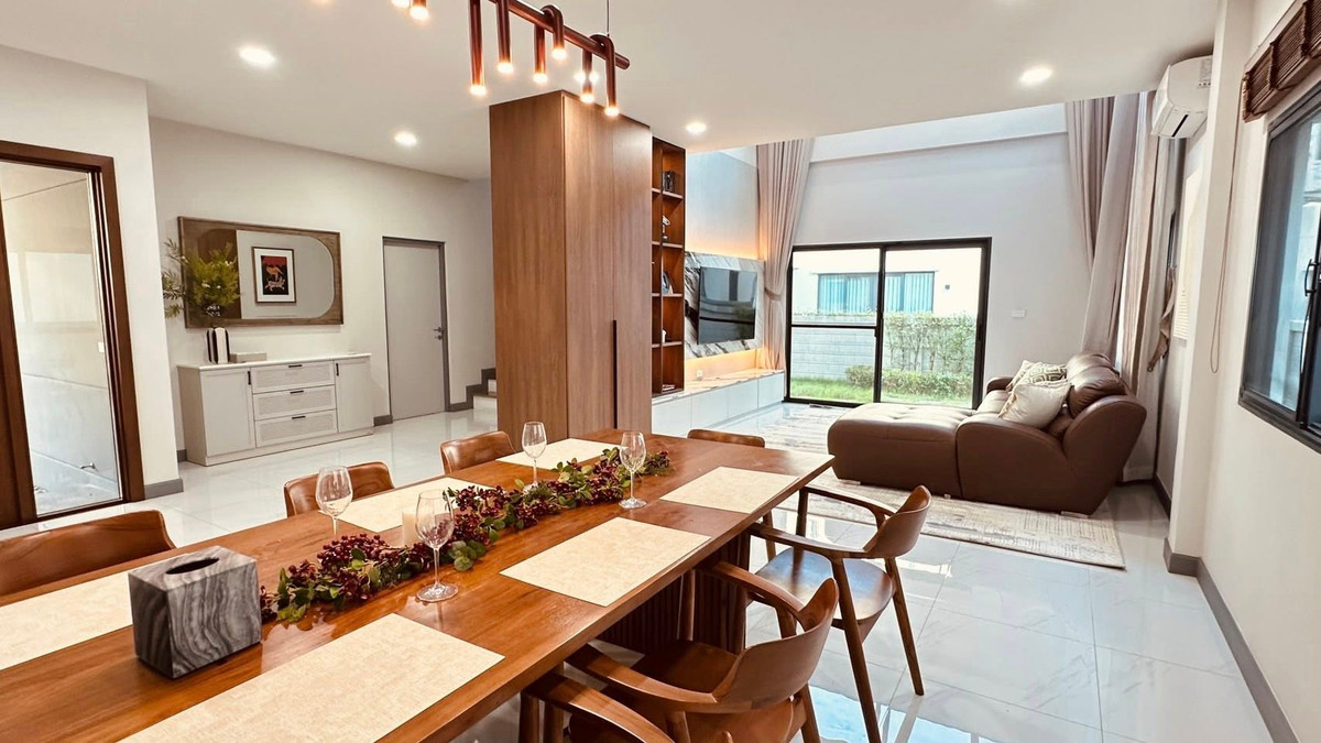 ให้เช่าบ้านบางนา แบริ่ง ลาซาล : เดอะซิตี้ บางนา