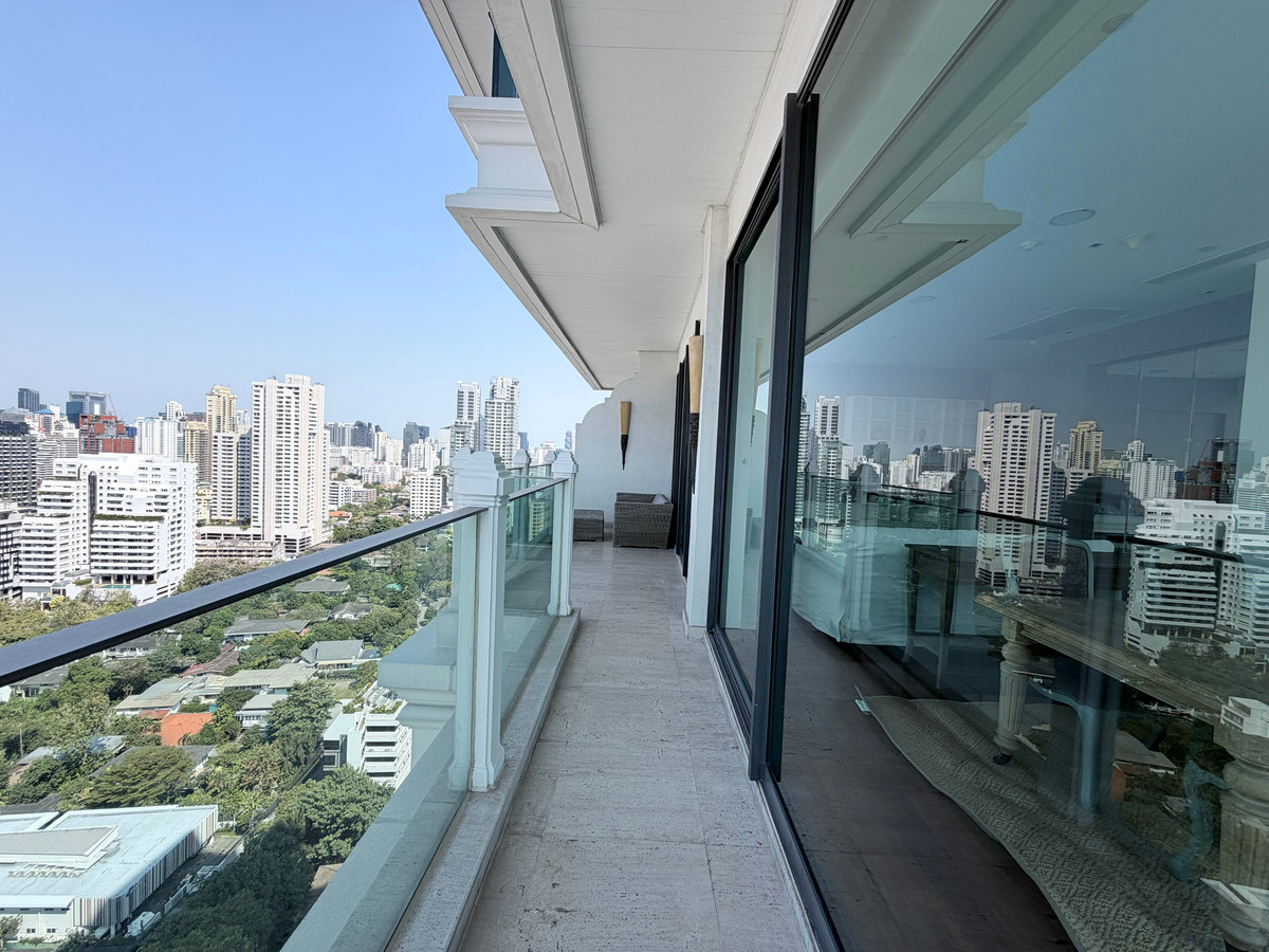 คอนโดสุขุมวิท อโศก ทองหล่อ : Le Raffine 39 Luxury Duplex Condo for Sale & Rent Available NOW!
